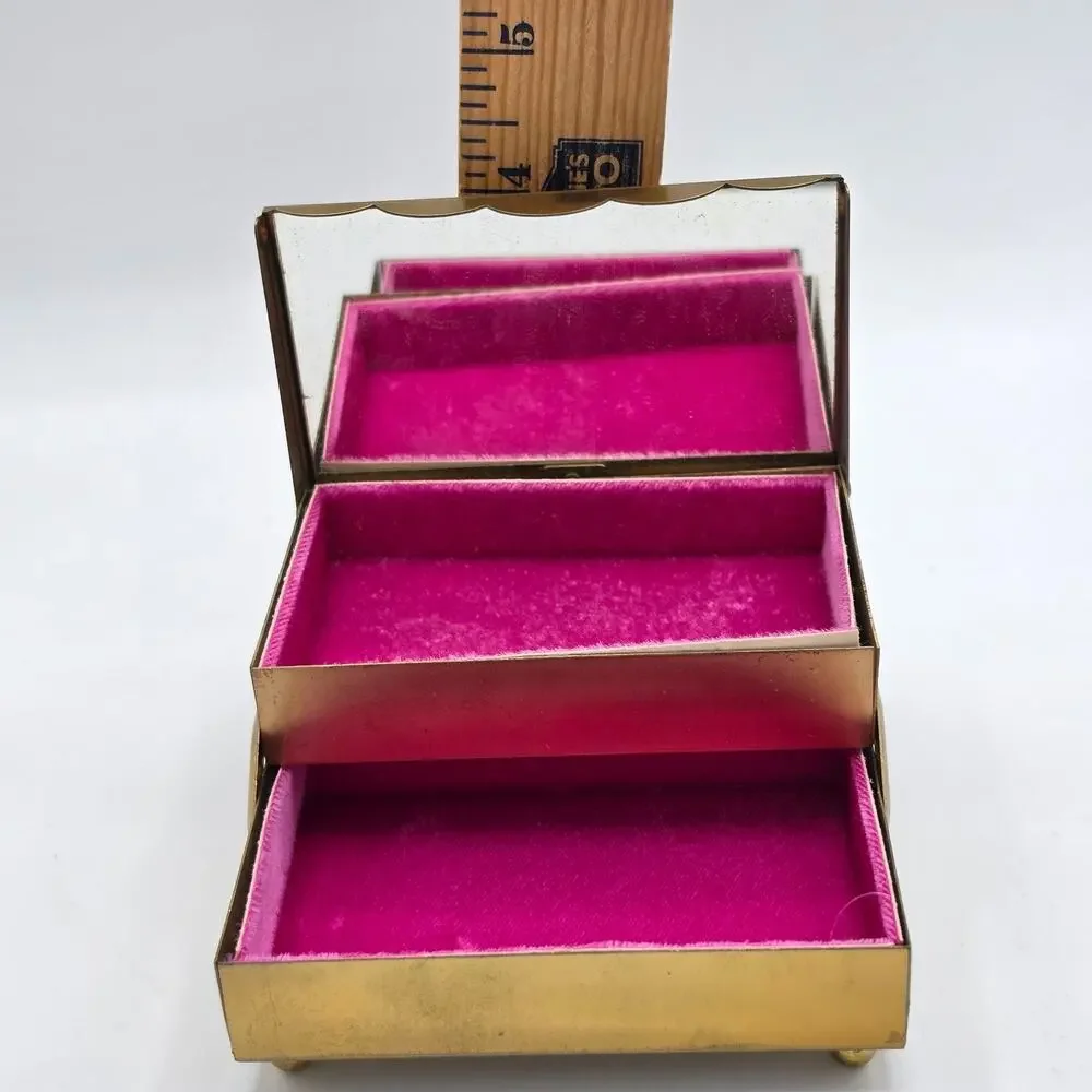 Unbranded vintage gold
